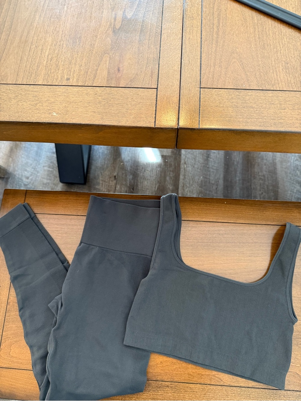 SET Active Black Ribbed Crop Tank with High-Waist Leggings